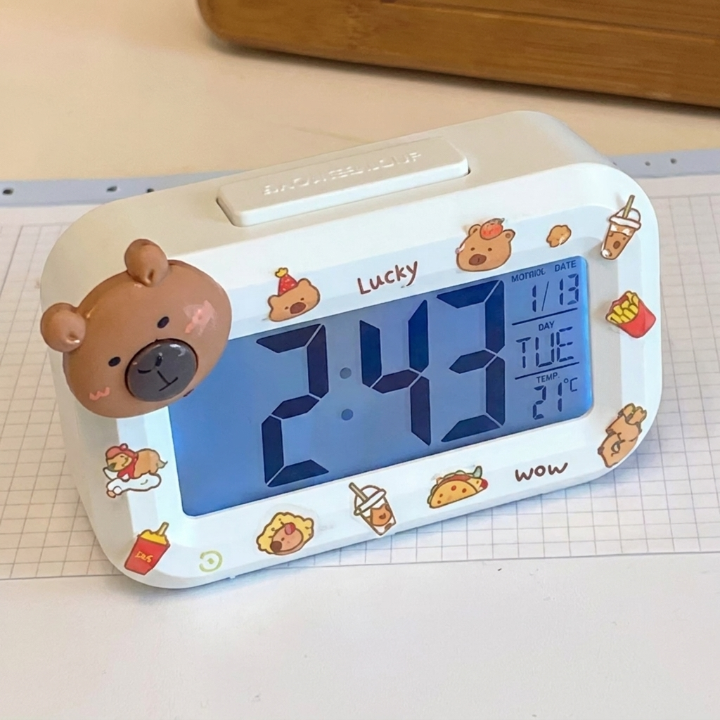 Reloj LED Capibara Acogedor