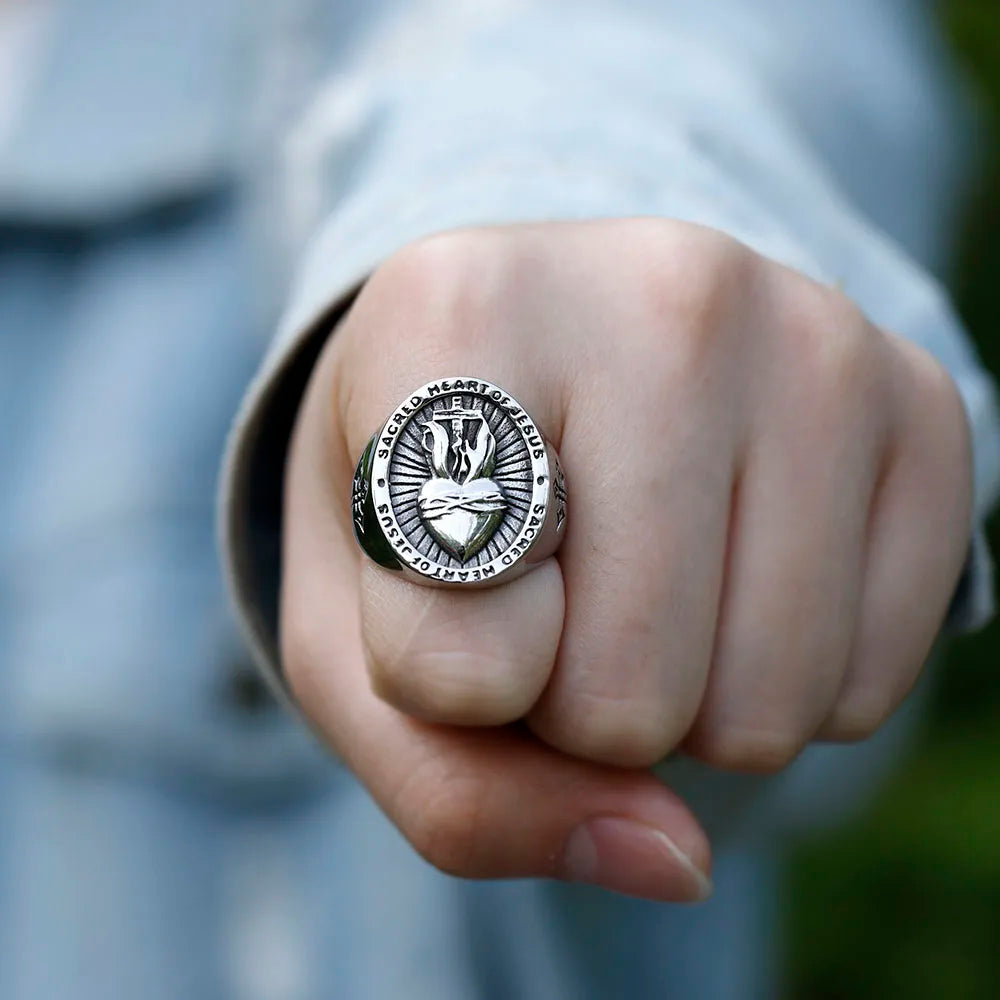 Anillo de Acero Corazón Sagrado